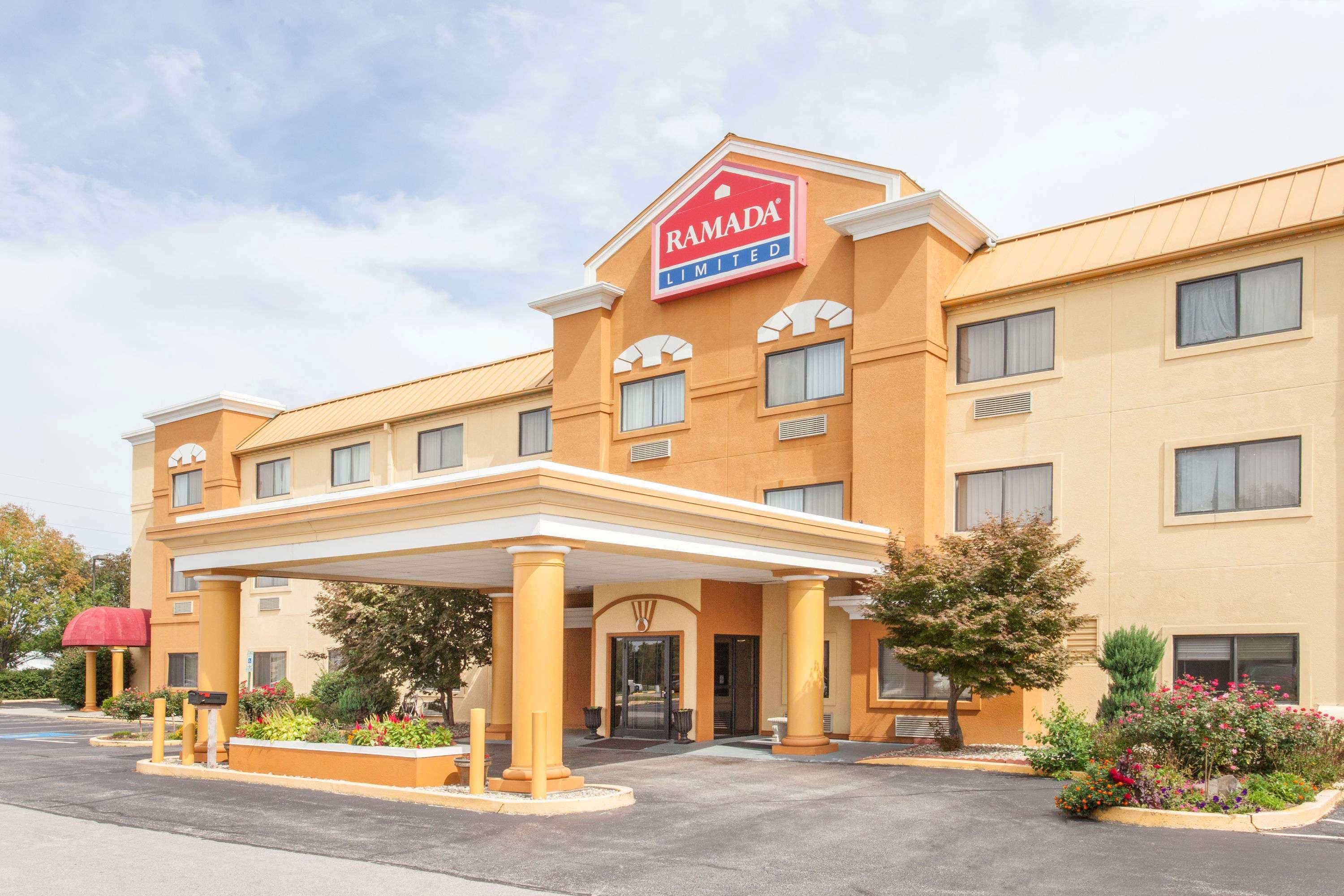 Ramada Limited Decatur Hotel Forsyth Kültér fotó