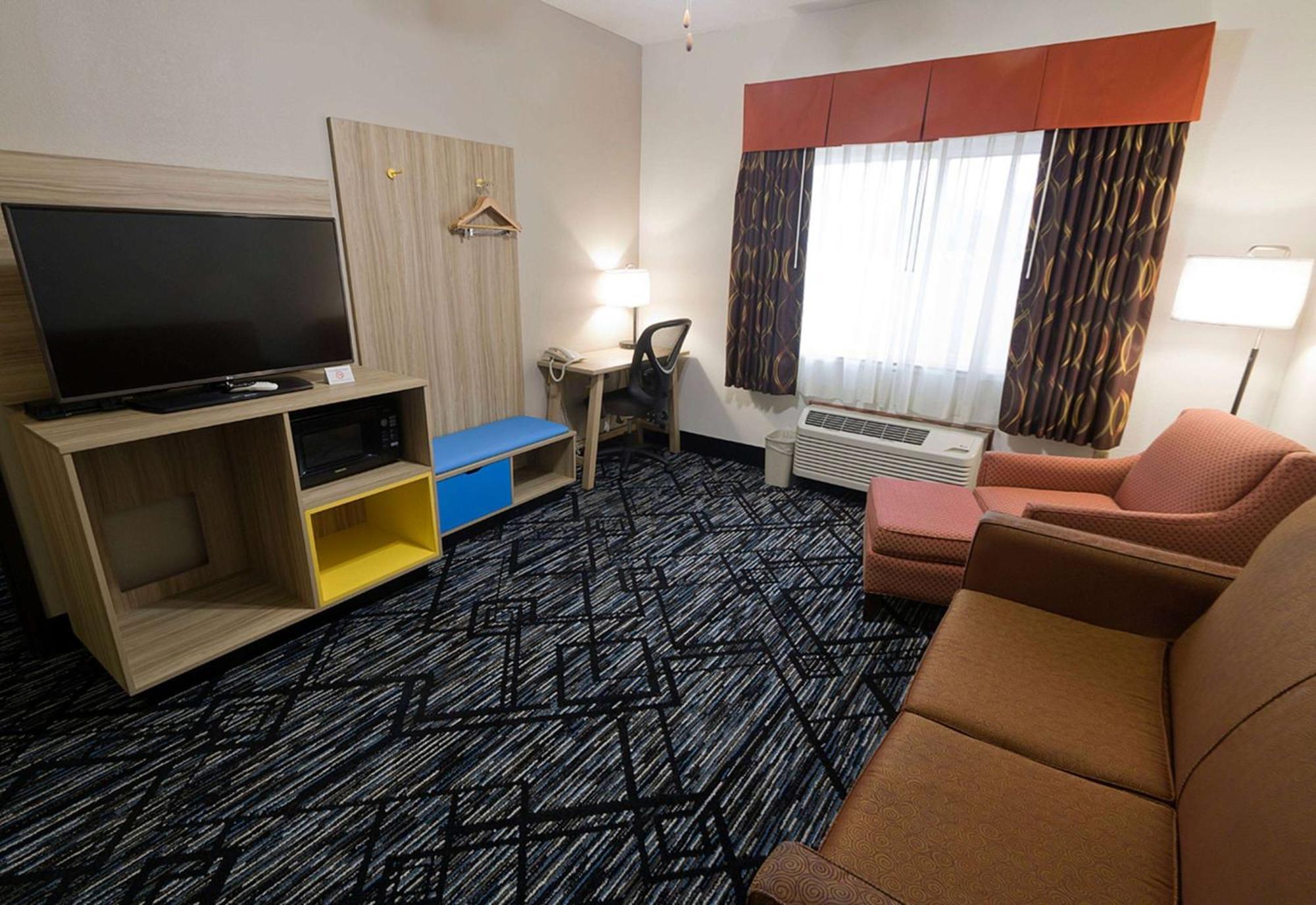 Ramada Limited Decatur Hotel Forsyth Kültér fotó